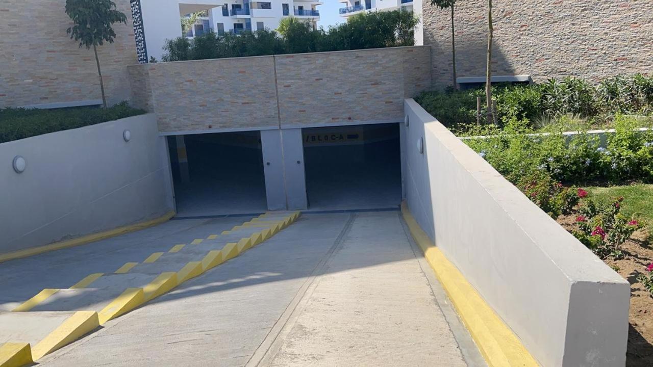Appartement De Luxe Avec Piscine A 5 Min De La Plage Martil Luaran gambar